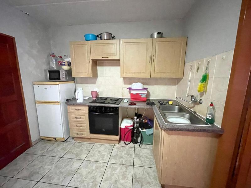 1 Bedroom Property for Sale in Kannoniers Park North West